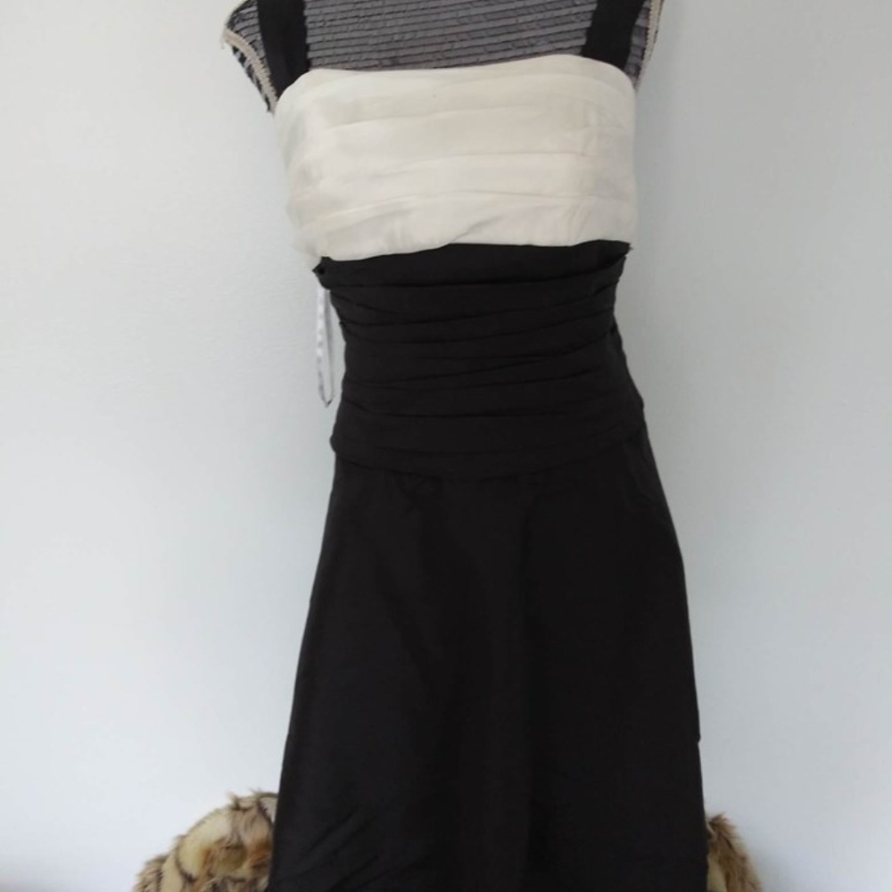 BLACK AND WHITE COCKTAIL DRESS - Picture 6 of 7